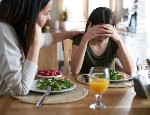 How Can an Eating Disorder Therapist Help You Regain Control Over Your Eating Habits?